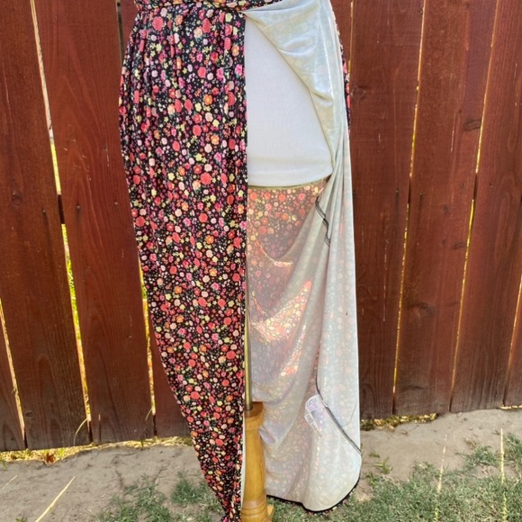 Boohoo maxi floral dress - Picture 6 of 8